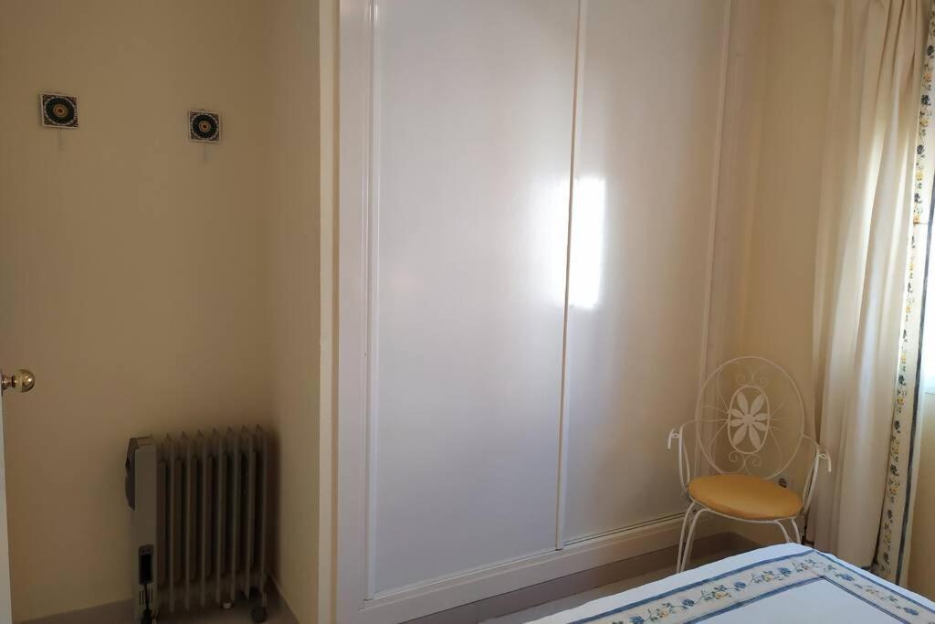 Acogedor Apartamento A 100 M. De Pinares Y Playa Lägenhet Rota Exteriör bild