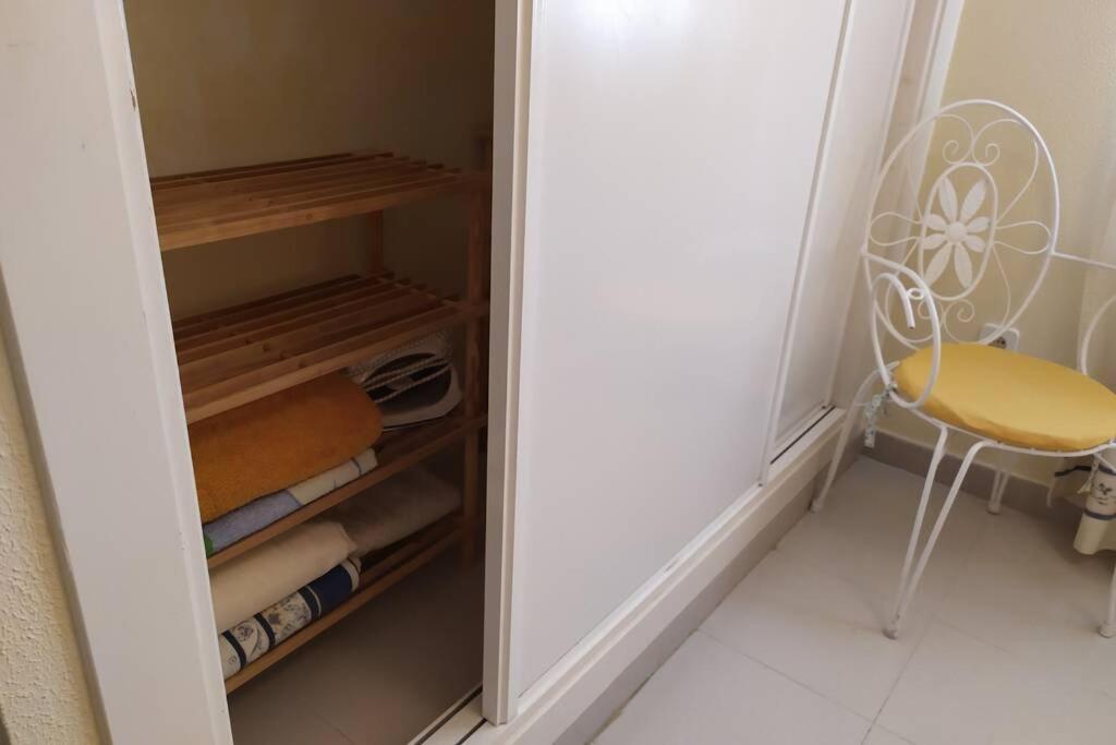 Acogedor Apartamento A 100 M. De Pinares Y Playa Lägenhet Rota Exteriör bild