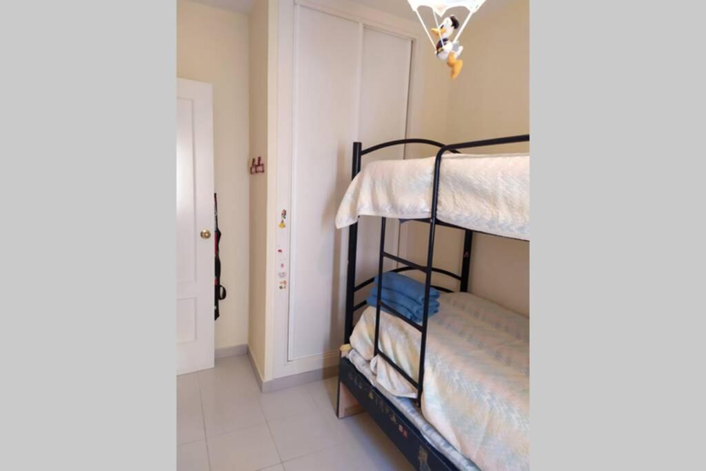 Acogedor Apartamento A 100 M. De Pinares Y Playa Lägenhet Rota Exteriör bild